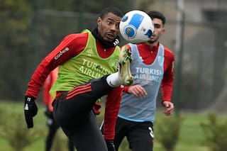 Mientras busca al nuevo DT, River analiza el futuro de varias figuras que terminan su contrato en diciembre