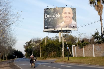 El macrista Nicolás Ducoté fue elegido concejal en 2013 e intendente de Pilar en 2015
