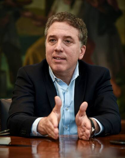 Nicolás Dujovne: "No nos creemos los dueños de la verdad"