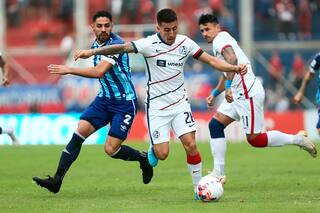 San Lorenzo le ganaba a Atlético Tucumán, pero se durmió y sufrió el empate a cinco minutos del final
