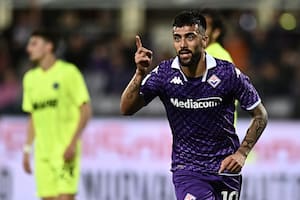 Tres goles argentinos para el 5-1 de Fiorentina y la anotación con clase de un exBoca para Udinese
