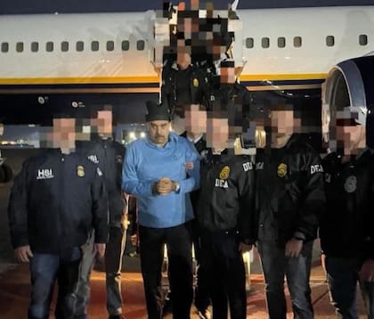 Nicolás Maduro. Javier Milei definió a su captura como “la caída de un dictador, de un terrorista y de un narcotraficante que quiso aferrarse al poder”