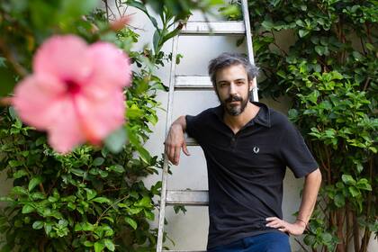 Nicolas Manasseri, director de Libre cautiverio