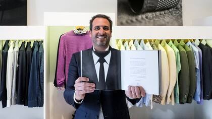 Nicolás Márquez, de 34 años, cambió los agronegocios por el mundo de la moda