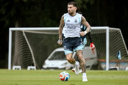 Nicolás Otamendi sumó minutos