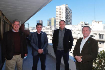 Nicolás Pino, presidente de la Rural; Carlos Achetoni, presidente de Federación Agraria Argentina; Gabriel de Rademaker vicepresidente de Confederaciones Rurales Argentinas (CRA) y Elbio Laucirica, presidente interino de Coninagro