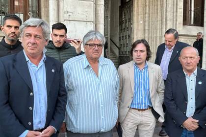 Nicolás Pino, presidente de SRA; Ulises Forte, director del distrito 8 de FAA; Lucas Magnano, presidente de Coninagro y Carlos Castagnani, presidente de CRA