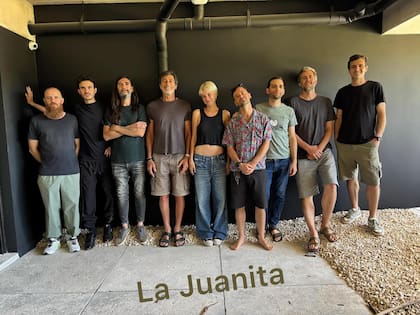 Nicolás Repetto debutó como cantante a los 67 años