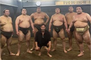 Tagliafico viajó a Japón de vacaciones y practicó sumo contra un rival de 160 kilos