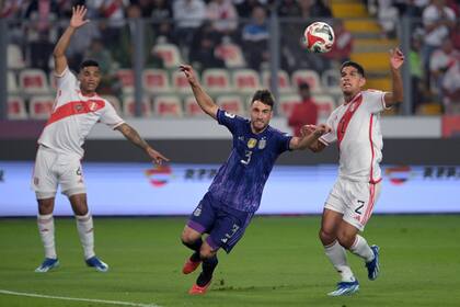 Nicolás Tagliafico se salvó de cometer un penal, pero luego fue clave para el segundo gol argentino