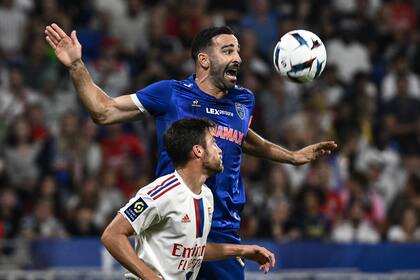 Nicolás Tagliafico vuelve al ruedo en la Ligue 1, donde con Lyon enfrentará a Angers