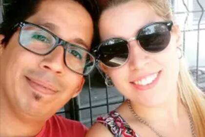 Nicolás y Araceli, se conocieron cuando él era su profesor de secundaria