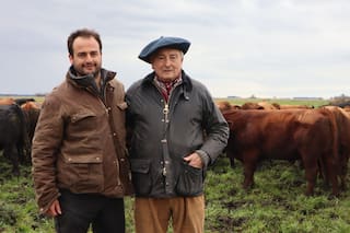 La familia de ganaderos que rompió una curva antagónica