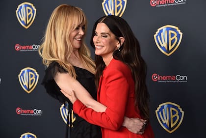 Nicole Kidman y Sandra Bullock presentaron la secuela de Hechizo de amor en Las Vegas
