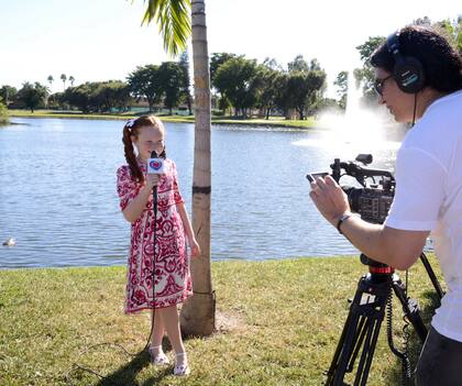 Nicole, la hija de Natalia Denegri, participó de la acción solidaria que llevó adelante su madre con el programa "Corazones guerreros"