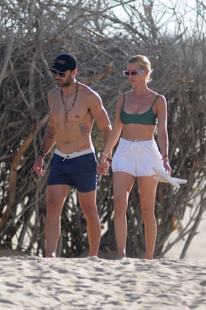 Nicole Neumann junto a Manuel Urcera en Punta del Este