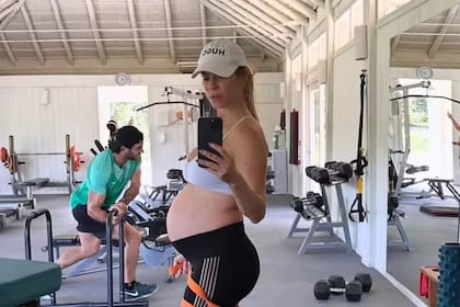 Nicole Neumann se mantuvo activa con su rutina de entrenamiento durante todo el embarazo (Foto Instagram @nikitaneumannoficial)