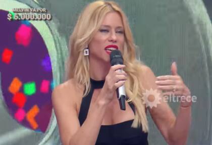 Nicole Neumann tiene su silla en el jurado de Los 8 escalones de los tres millones (Foto: Captura / eltrece)