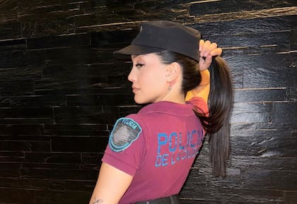 Nicole V. la expolicía que fue suspendida por grabar videos en redes