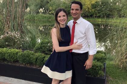 Nicole y su amor argentino, Santiago.