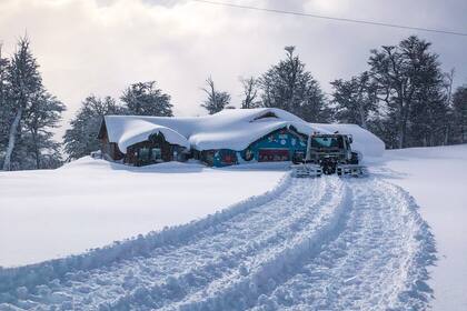 Nieve: el centro de esquí finalizó la segunda etapa de su proceso de inversión en la ampliación del estacionamiento