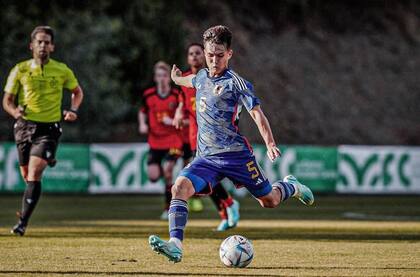 Niko Takahashi milita en Barcelona y jugará el Mundial Sub 20 con Japón, aunque a futuro podría representar a la Argentina