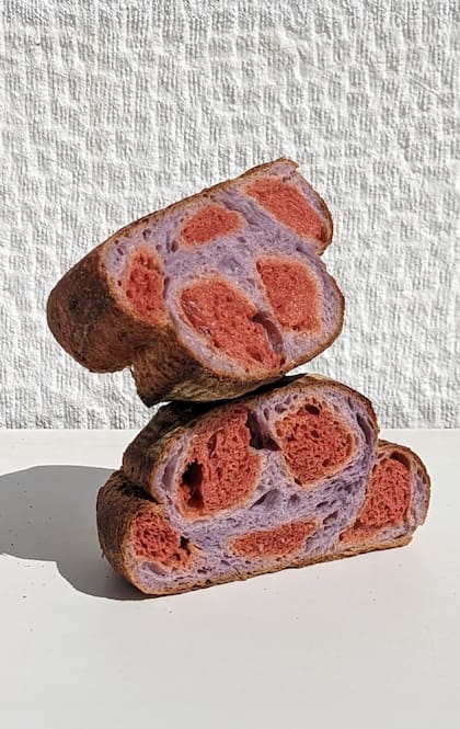 Nikolaos Chandolias produce ediciones limitadas, como sus tsoureki reinterpretados en clave contemporánea