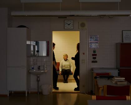 Nina Hansen, profesora de inglés, en su escuela en Kokkola, el 22 de febrero de 2023.