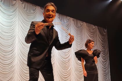 Nito Artaza y Cecilia Milone en Los 80 están de vuelta, la obra que protagonizaron ese verano del 2022