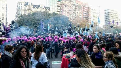 #Niunamenos: comenzó la concentración frente al Congreso