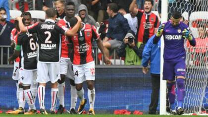 Niza goleó a Monaco y se quedó con su invicto