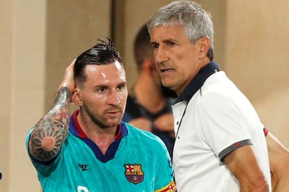 No es fluida la relación entre Lionel Messi y Quique Setién, que en Barcelona alcanzó la cúspide de su carrera, aunque por ahora sin logros.