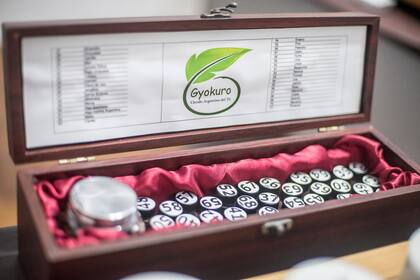 No existen descriptores aromáticos para el agua, pero Bustos creó sus propios parámetros.