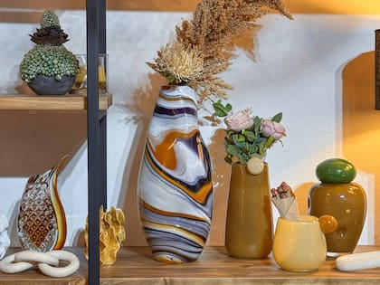 No faltan las piezas de vidrio, algunas vintage Murano.