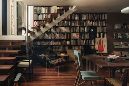 No hay información pública sobre el comprador