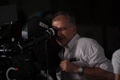 "No he querido mezclar las decisiones artísticas con las económicas", sostiene el realizador