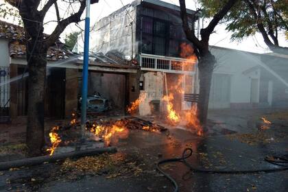 No hubo heridos en el incendio por una fuga de gas de un caño madre