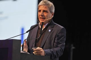 “La economía se va a llevar puesta a la política”