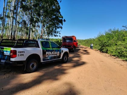 "No puede ser que los delincuentes tengan Starlink, drones y logística, y la policía esté parada en un molino buscando señal, con camionetas sin cubiertas que no pueden circular si llueven dos milímetros”, describieron