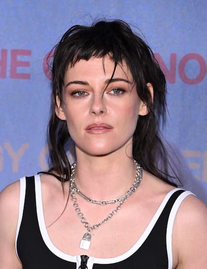 "No puedo trabajar libremente allí, pero no quiero rendirme del todo. Me gustaría hacer películas en Europa y luego llevarlas al público estadounidense”, dijo Kristen Stewart