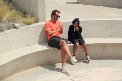 No sólo comparten la familia, también los perros, la música y largas charlas