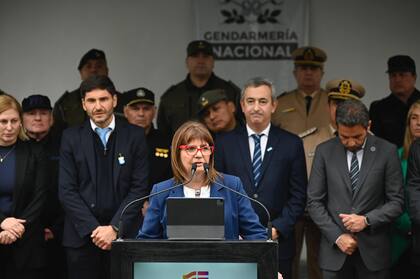 "No tienen ninguna posibilidad de transmitir órdenes desde las cárceles", dijo la ministra Patricia Bullrich al referirse al control en las cárceles sobre los jefes narco