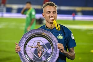 El gesto de un jugador de PSV tras salir campeón que se viralizó y recorre el mundo