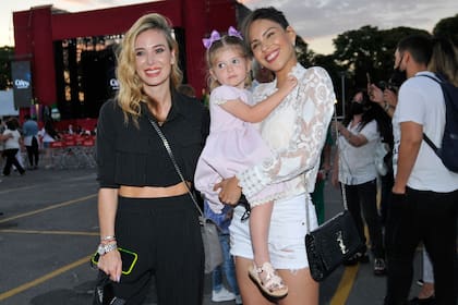 Jésica Cirio también dijo presente, junto a su hija Chloé y Barby Franco