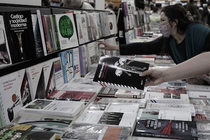 Noche de las Librerías: la mayor atracción fueron los libros usados