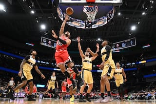 Noche de récord de Leonard Miller lleva a Bulls a triunfo 119-108 ante Wizards