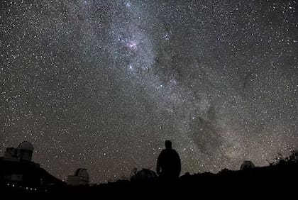 Noche estrellada en el observatorio de La Silla, desierto de Atacama. ESO/H. Dahle, CC BY