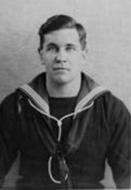 Noel William Cooper fue el medio-scrum argentino en el partido que el Combinado Británico, ya conocido como "Lions", ganó por 23-0 en GEBA en 1936; a los pocos años el back de Buenos Aires Football Club se incorporaría a las fuerzas de Reino Unido para combatir, y moriría en Italia.