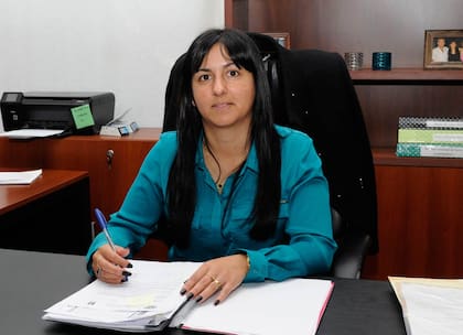 Noelia Correa, en su despacho de la Municipalidad de Malvinas Argentinas