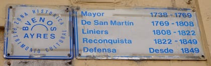 Nombres de la calle Defensa, Buenos Aires